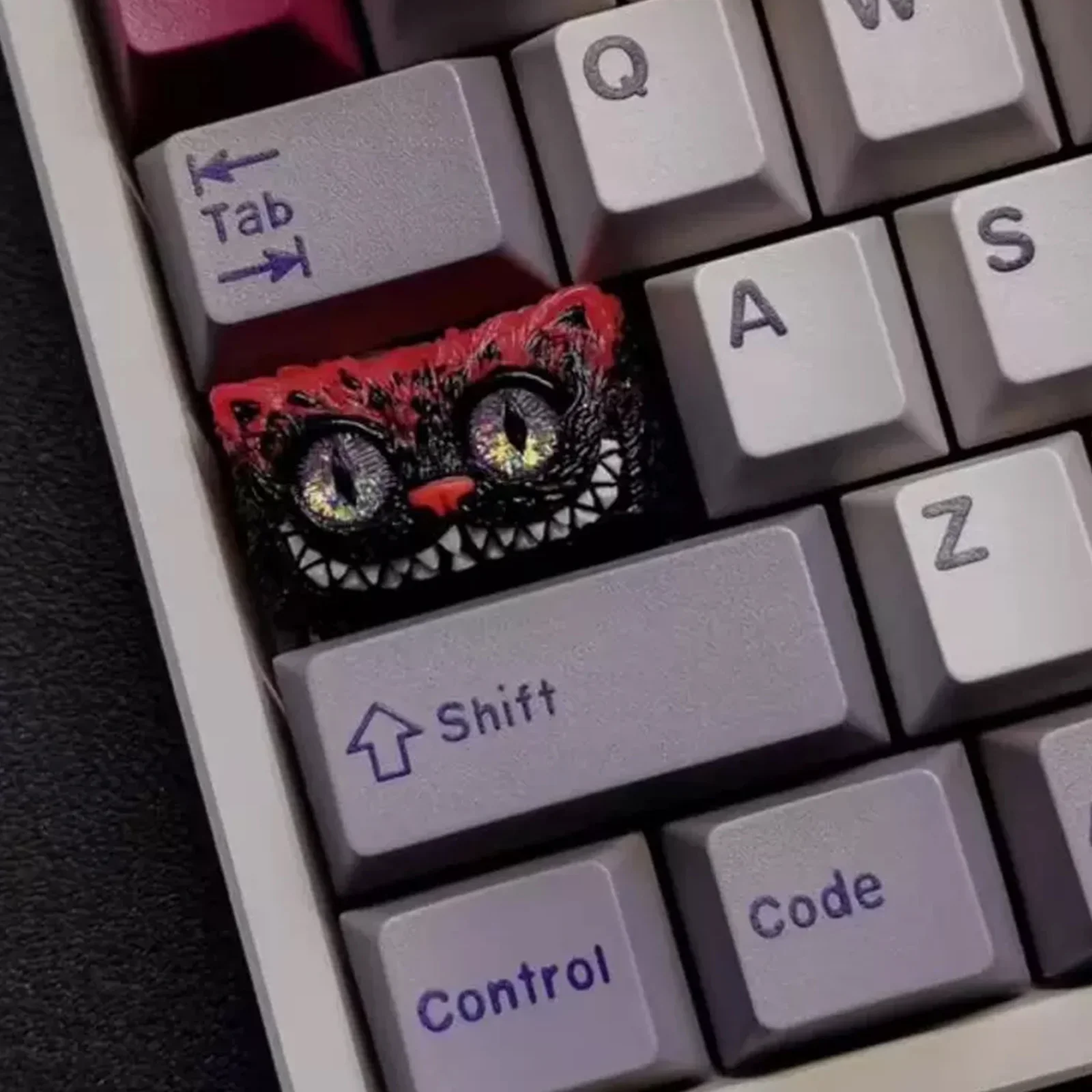 Cheshire Cat Artisan Keycap - Image 3
