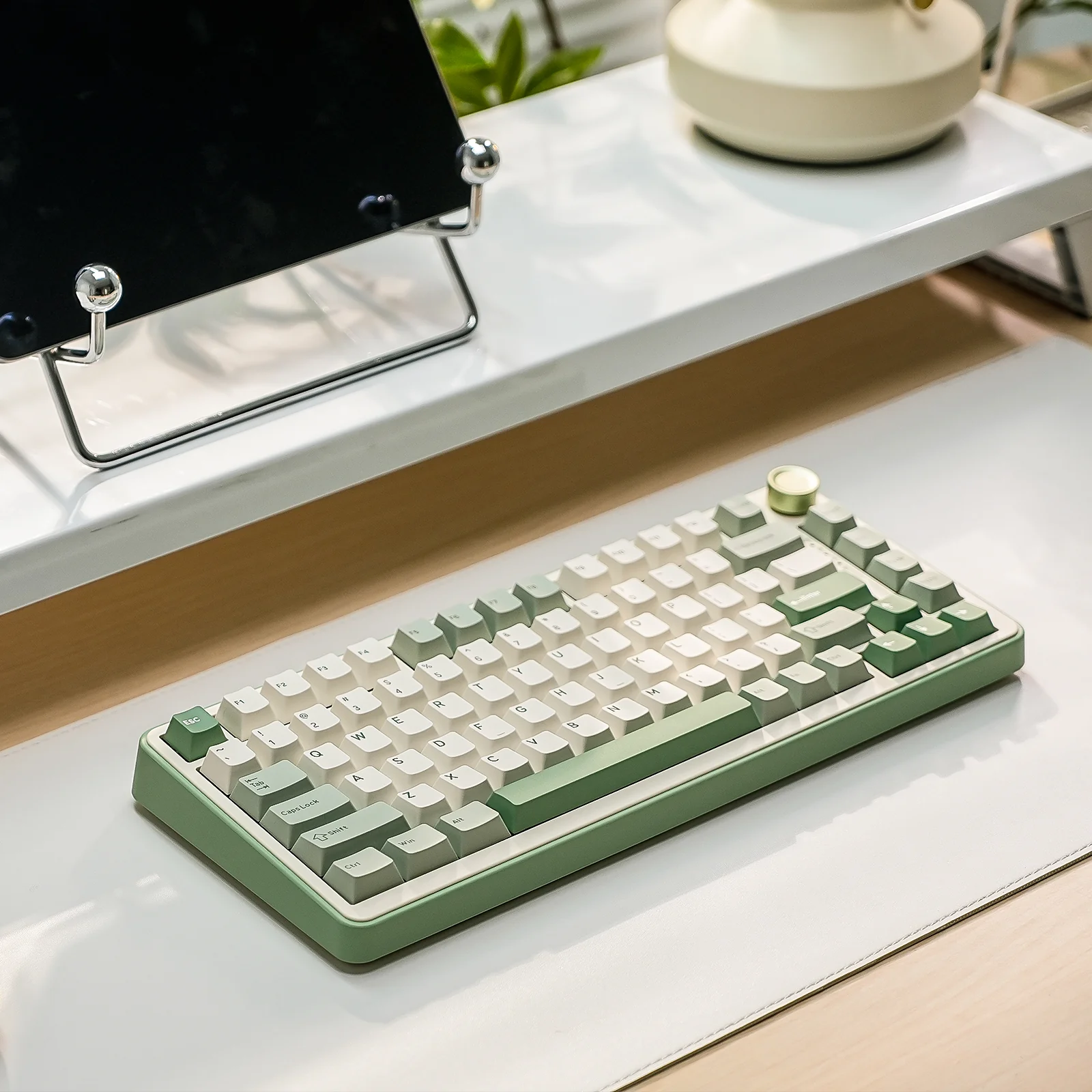 YUNZII B75 Pro Green Wireless Mechanical Keyboard - Image 15