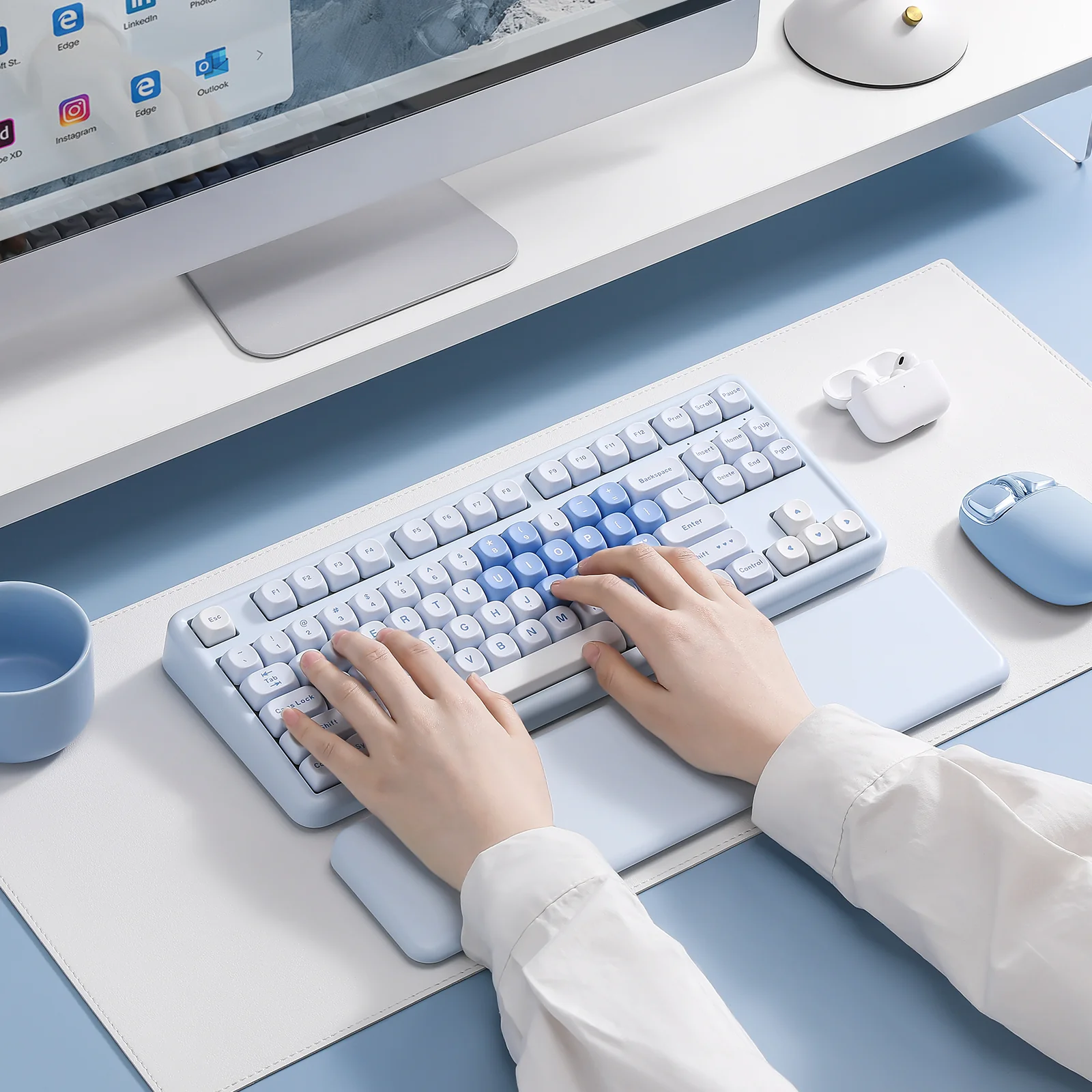 YUNZII B87 Blue Heart QMK/VIA Custom Mechanical Keyboard - Image 16