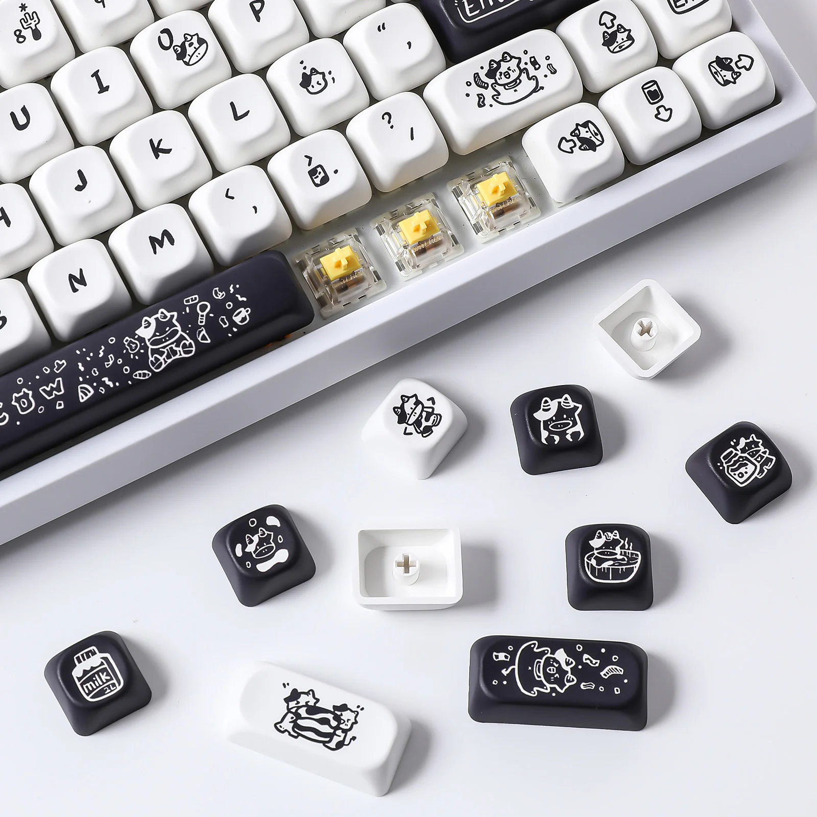 YUNZII Cow MOA Profile Keycap Set - Image 8
