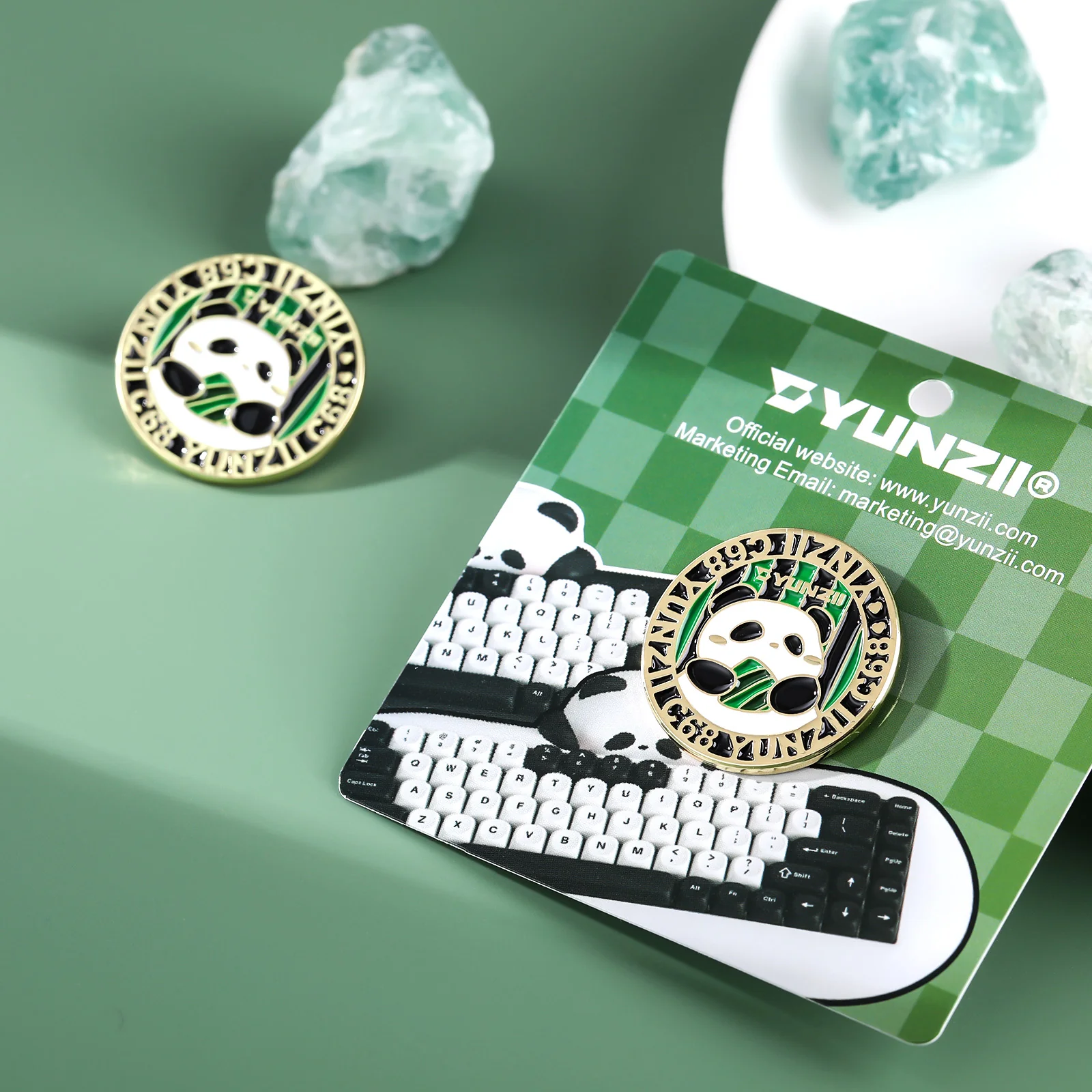 YUNZII Creative Metal Pin - Image 4