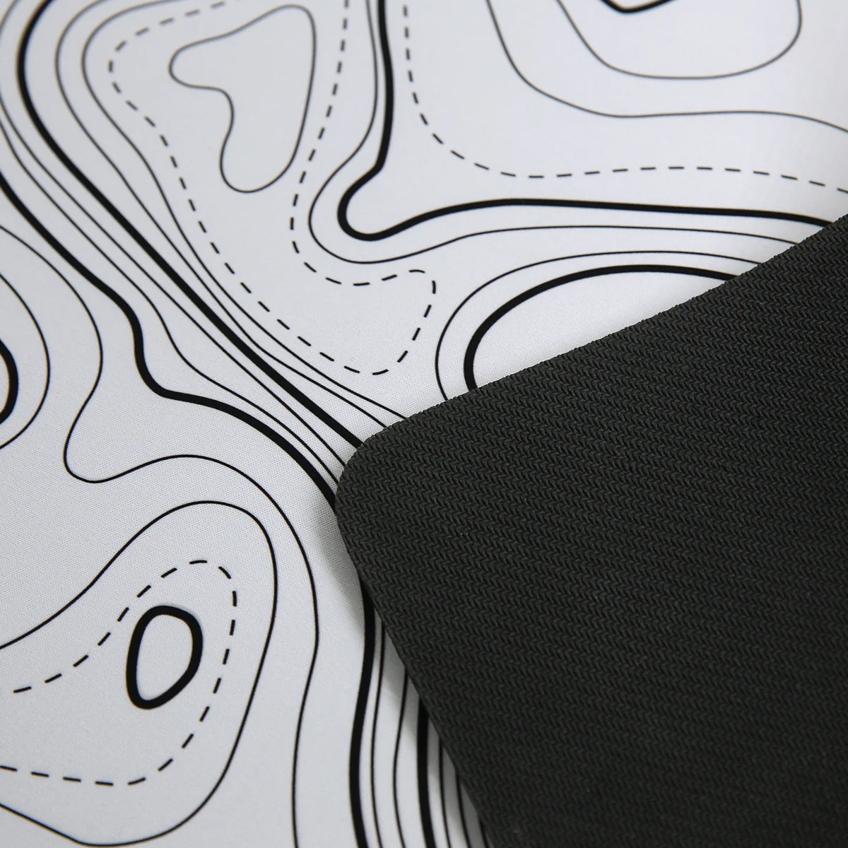 YUNZII Desk Pad Mouse Mat - White Topographic - Image 8