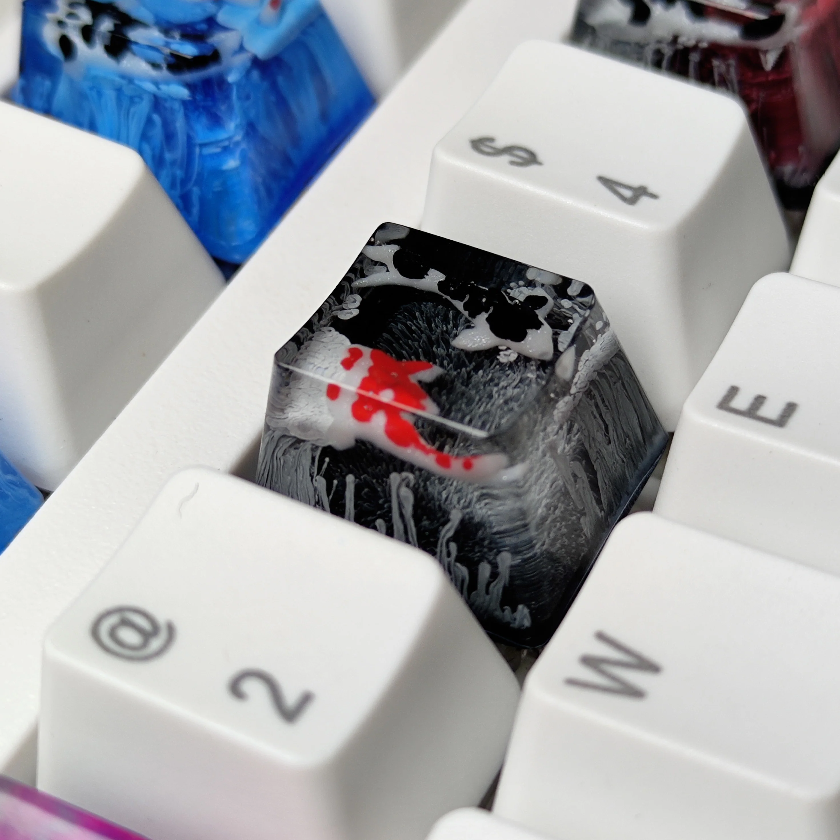 YUNZII Koi Fish Resin Artisan Keycaps - Image 7