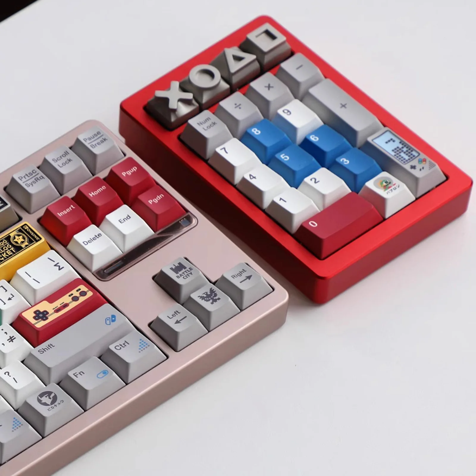 YUNZII Geometric Zinc Artisan Keycap - Image 9