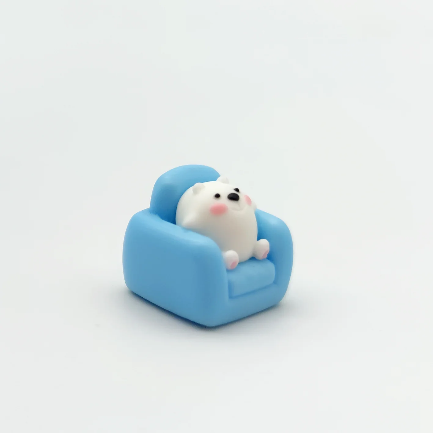YUNZII Handmade Artisan Keycap - Sofa Bear - Image 16