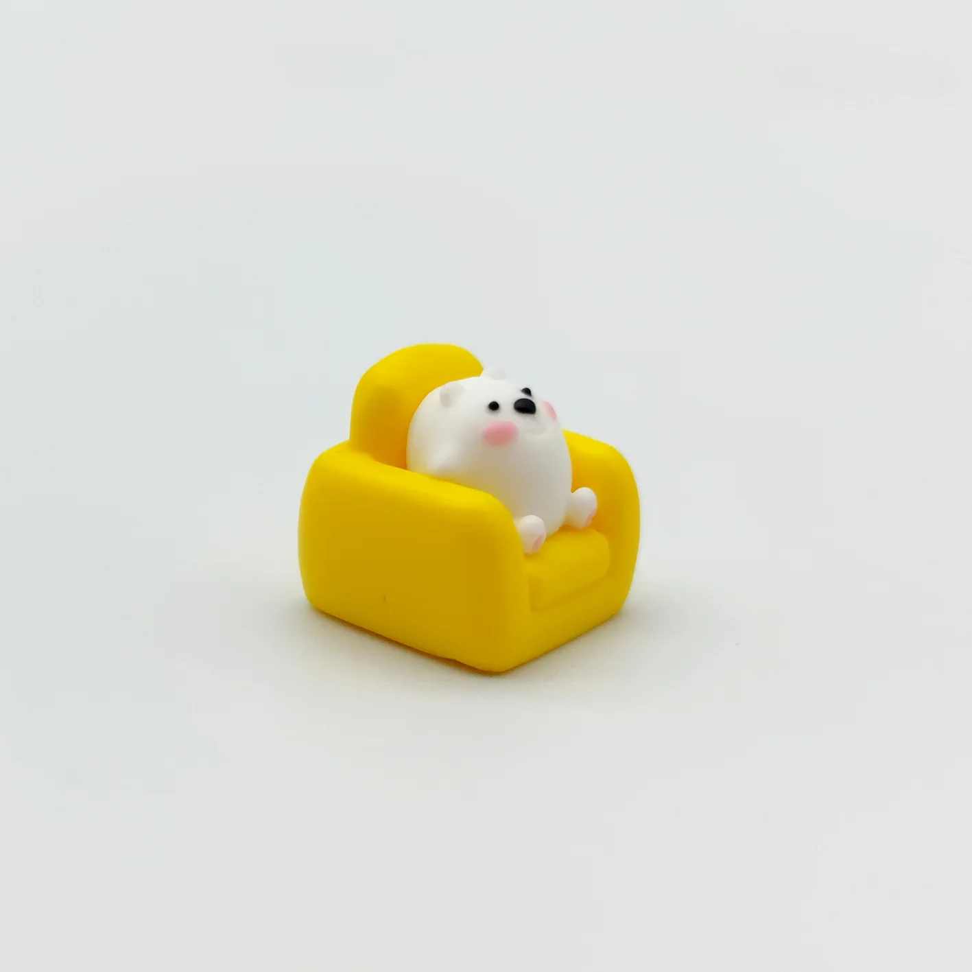 YUNZII Handmade Artisan Keycap - Sofa Bear - Image 17