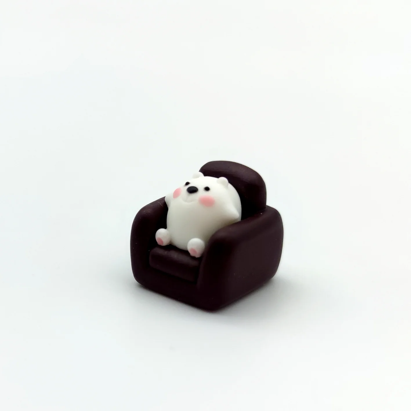 YUNZII Handmade Artisan Keycap - Sofa Bear - Image 19