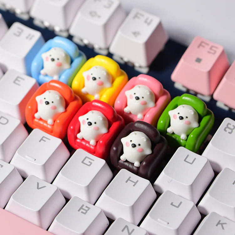 YUNZII Handmade Artisan Keycap - Sofa Bear - Image 4