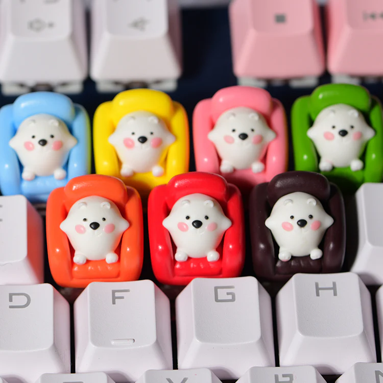 YUNZII Handmade Artisan Keycap - Sofa Bear - Image 6