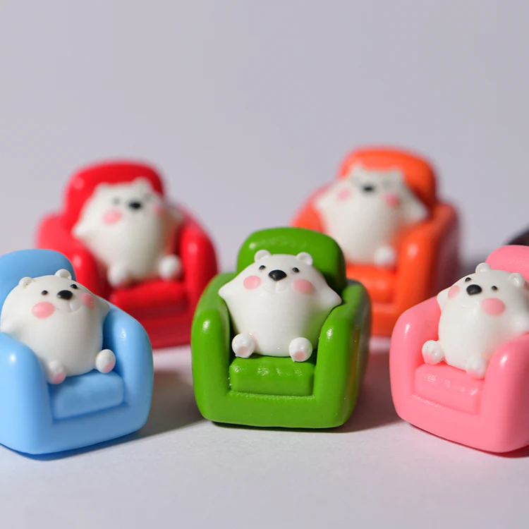 YUNZII Handmade Artisan Keycap - Sofa Bear - Image 7