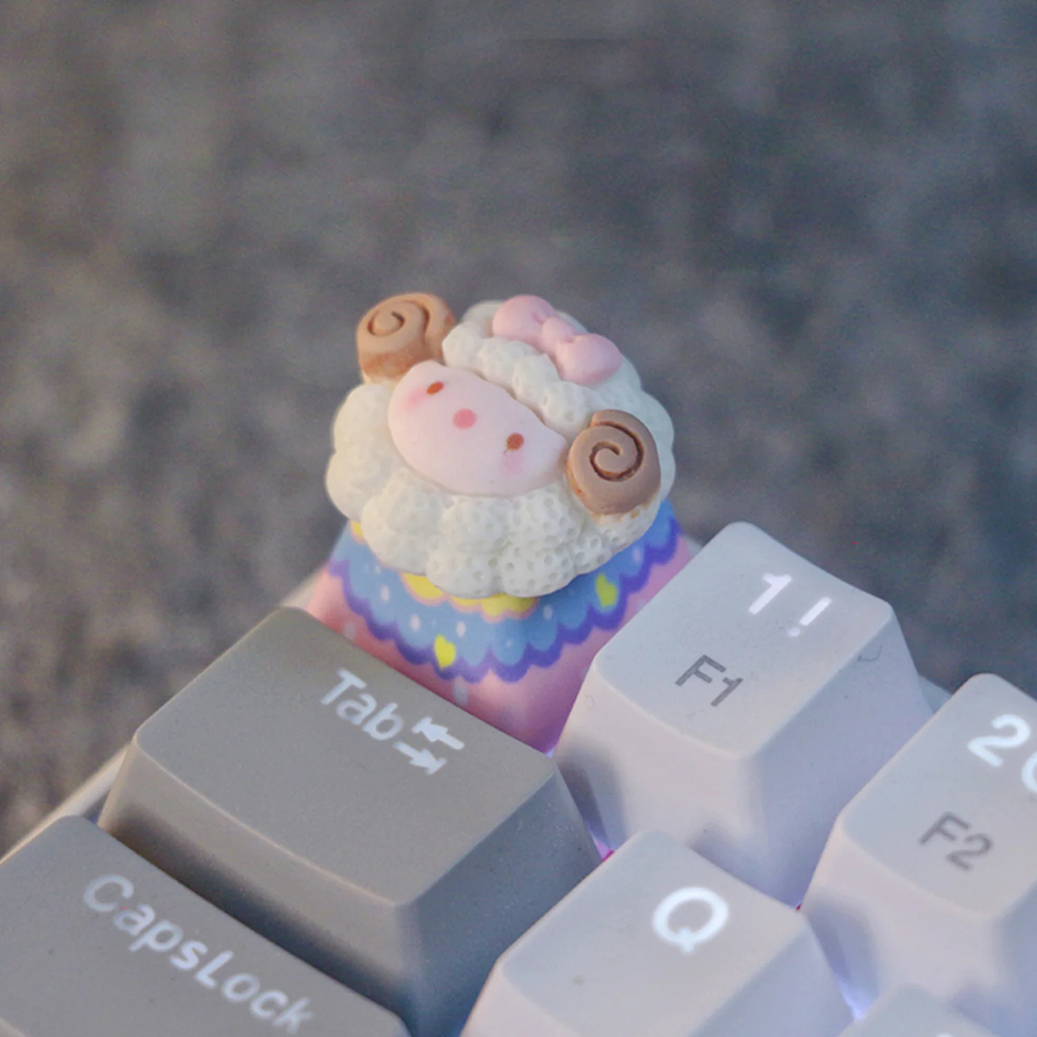 YUNZII Handmade Lovely Artisan Keycap - Image 2