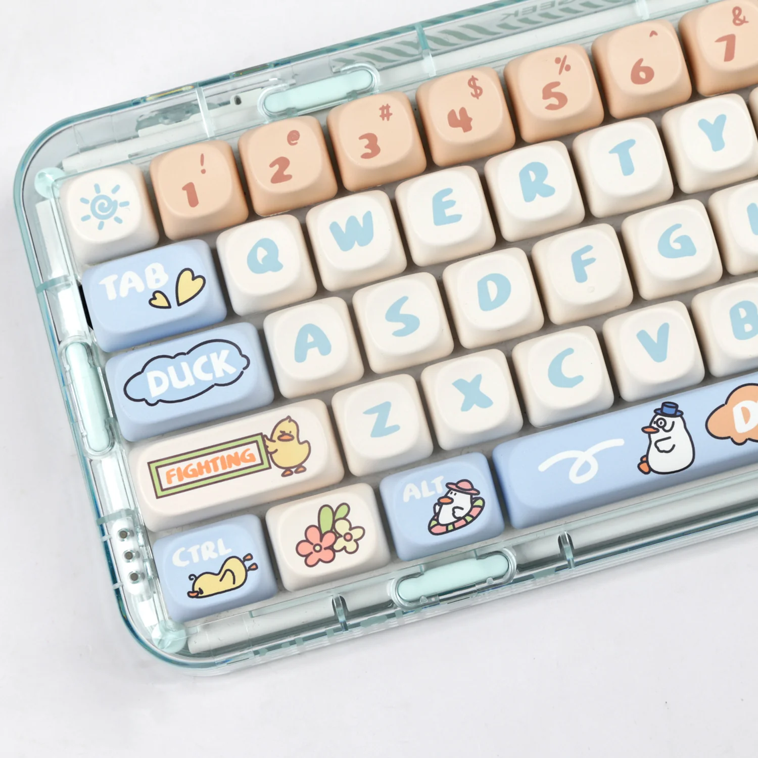 YUNZII Holiday Duck Keycap Set - Image 3