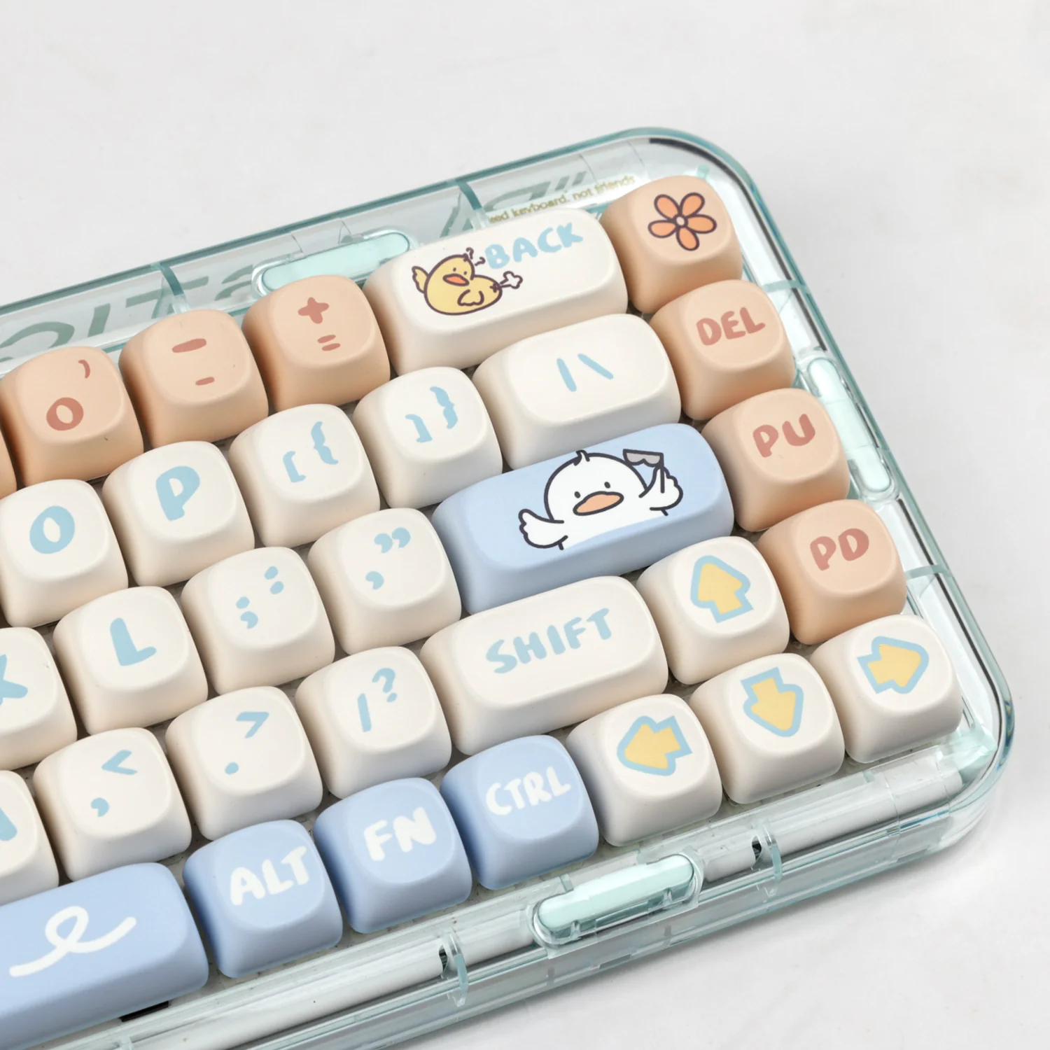 YUNZII Holiday Duck Keycap Set - Image 8