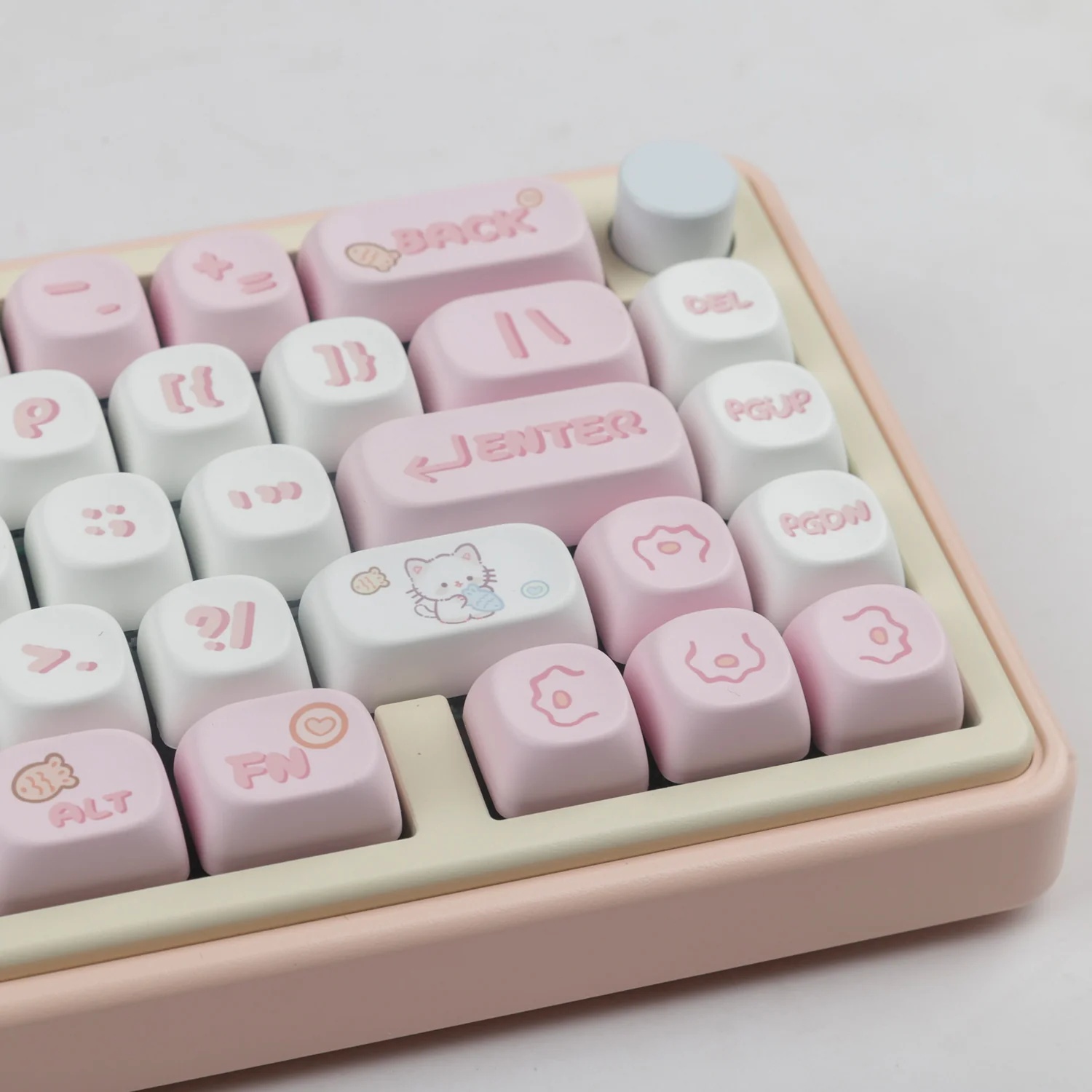 YUNZII Kitty Fish Keycap Set - Image 7