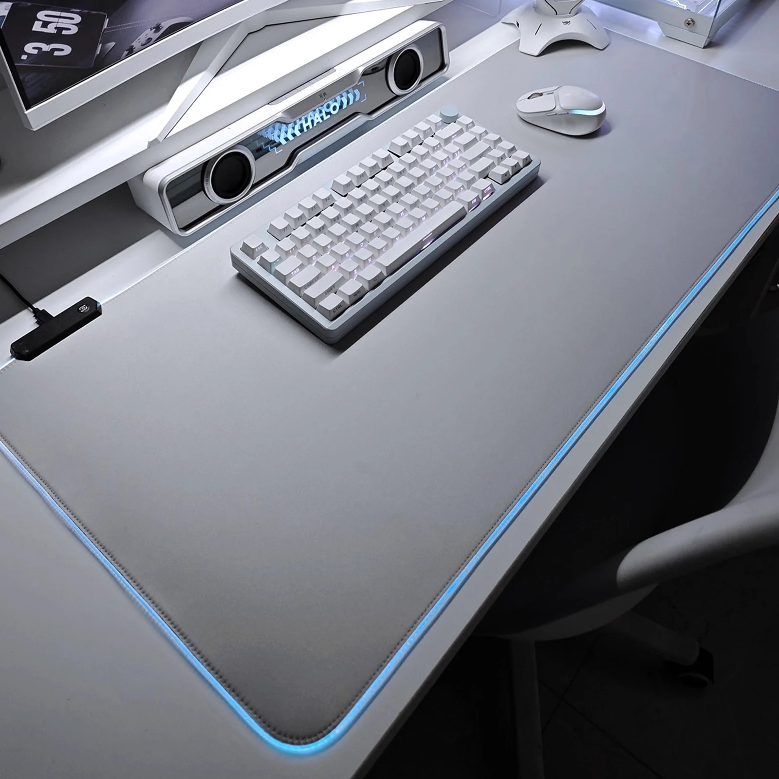 YUNZII LED Gaming Mouse Pad Desk Mat - Image 11
