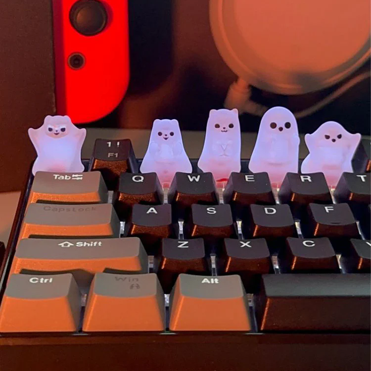 YUNZII Light Transmission Little Ghost Artisan Keycap - Image 2