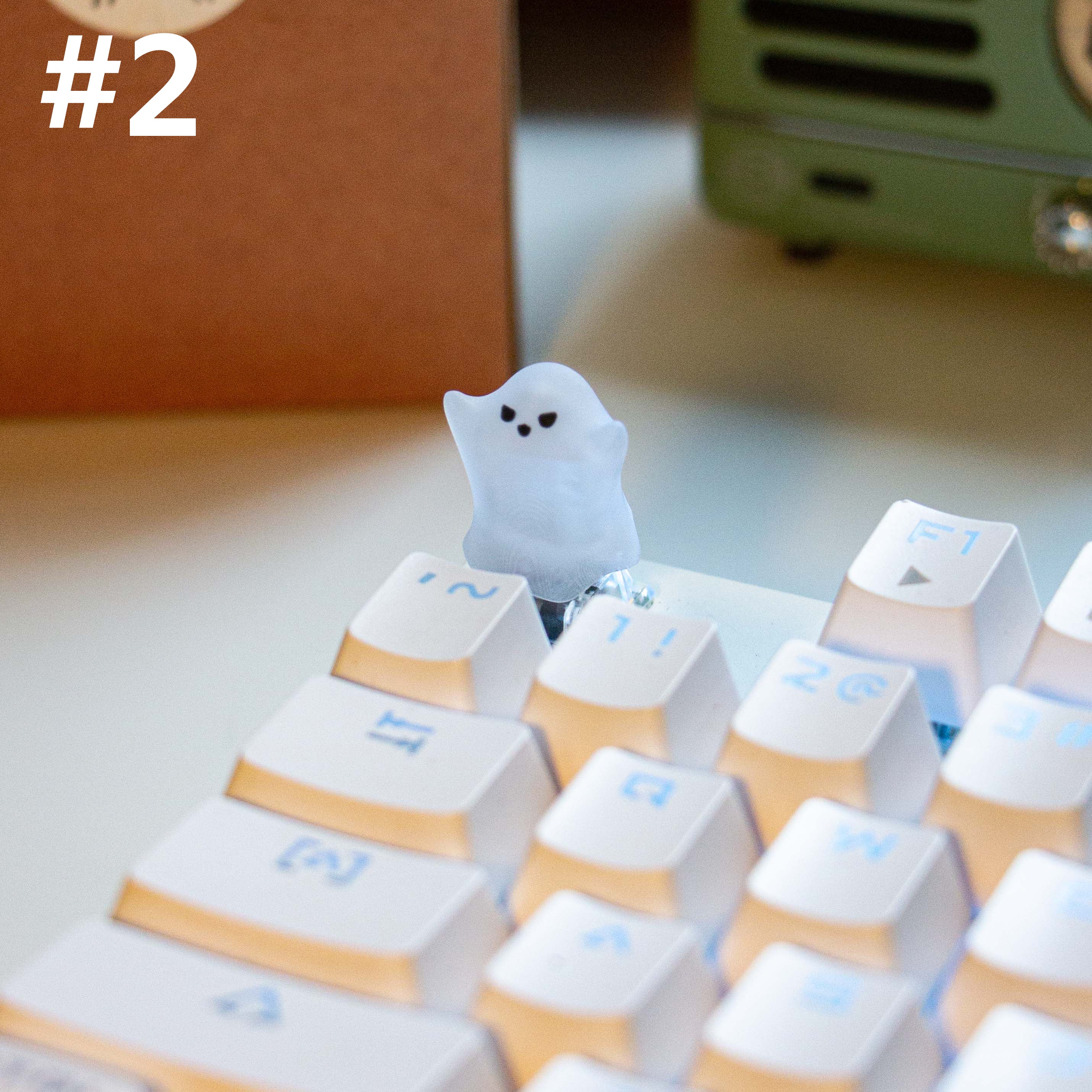 YUNZII Light Transmission Little Ghost Artisan Keycap - Image 8