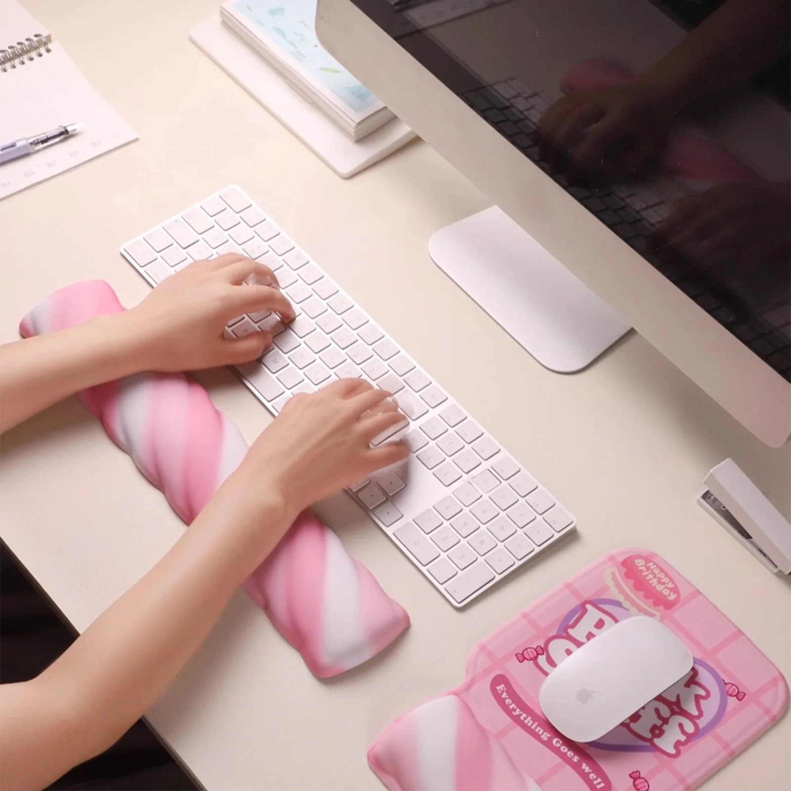YUNZII Marshmallow Mouse Pad Palm Rest - Image 7