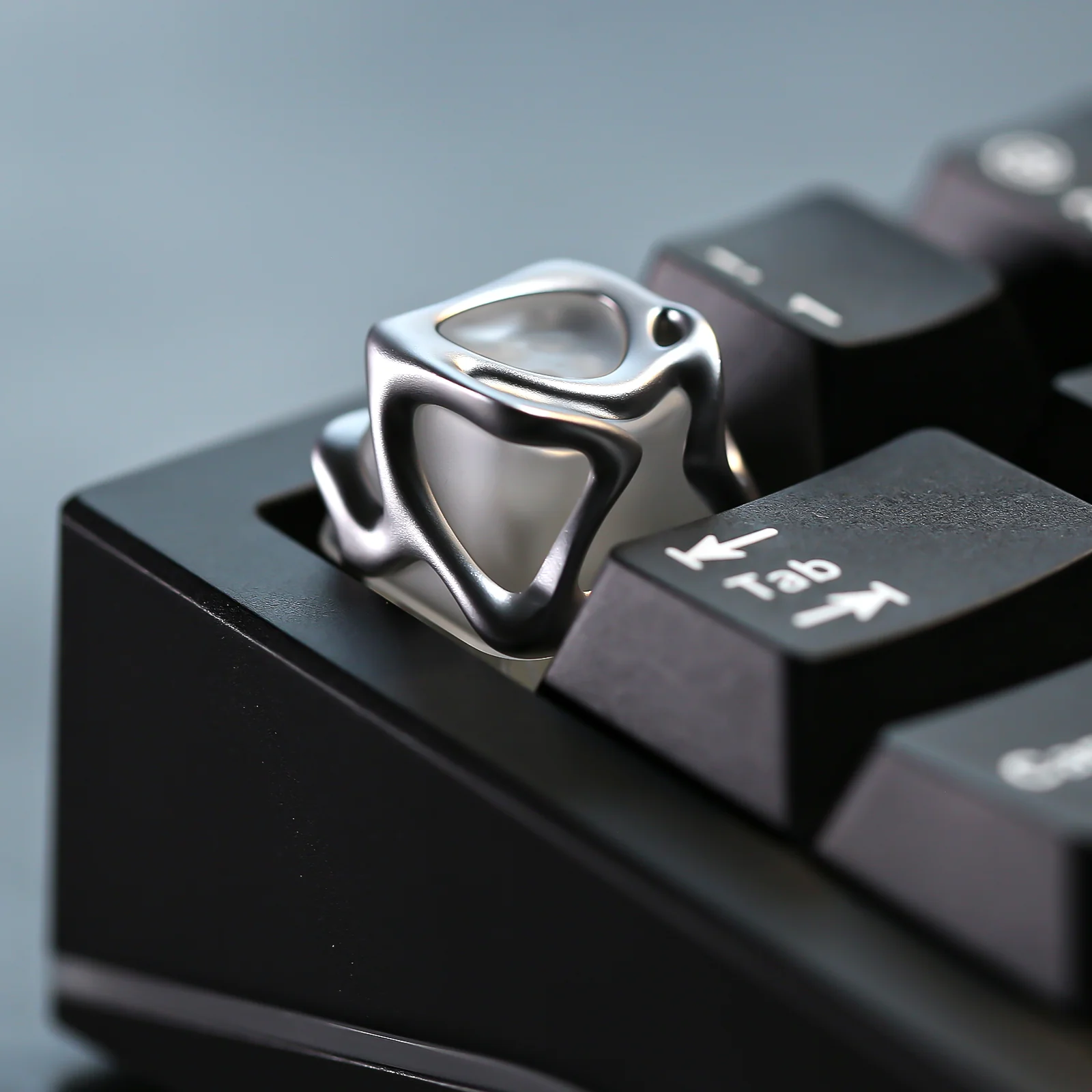 YUNZII Metal Texture Translucent ABS&PC Artisan Keycap - Image 2