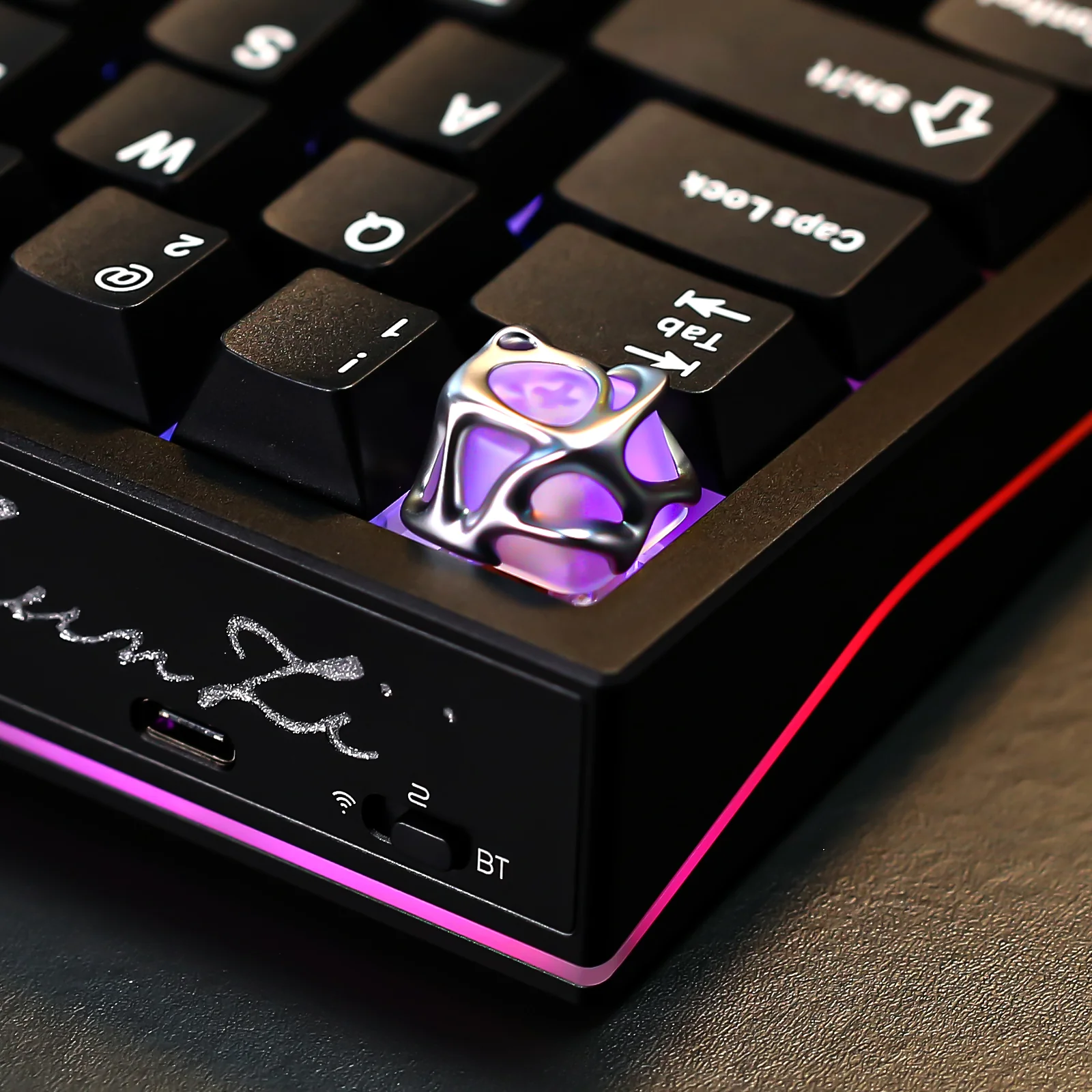 YUNZII Metal Texture Translucent ABS&PC Artisan Keycap - Image 5