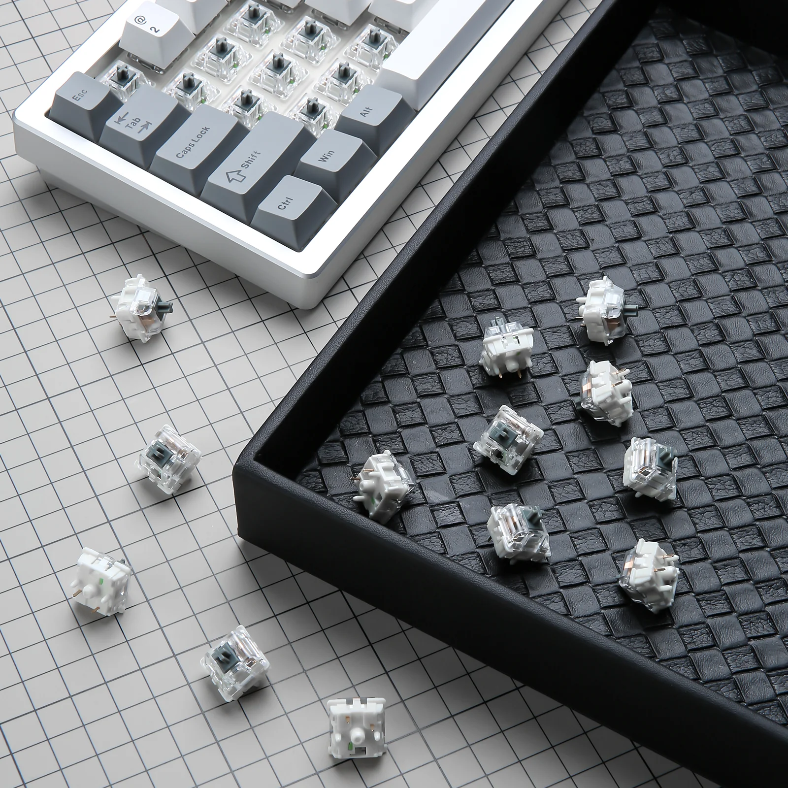 YUNZII Onyx Gray Tactile Clicky Mechanical Switch - Image 11