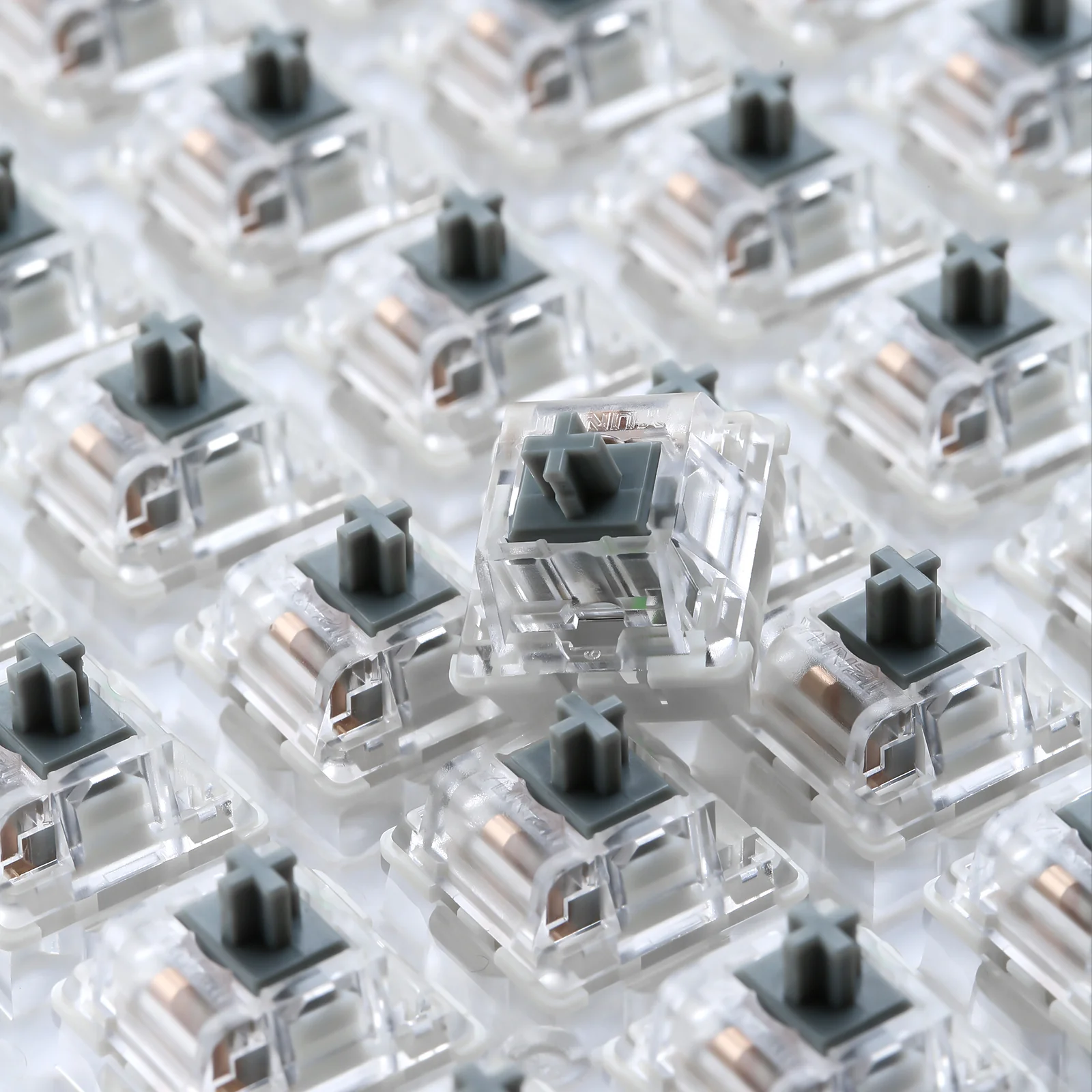 YUNZII Onyx Gray Tactile Clicky Mechanical Switch - Image 7