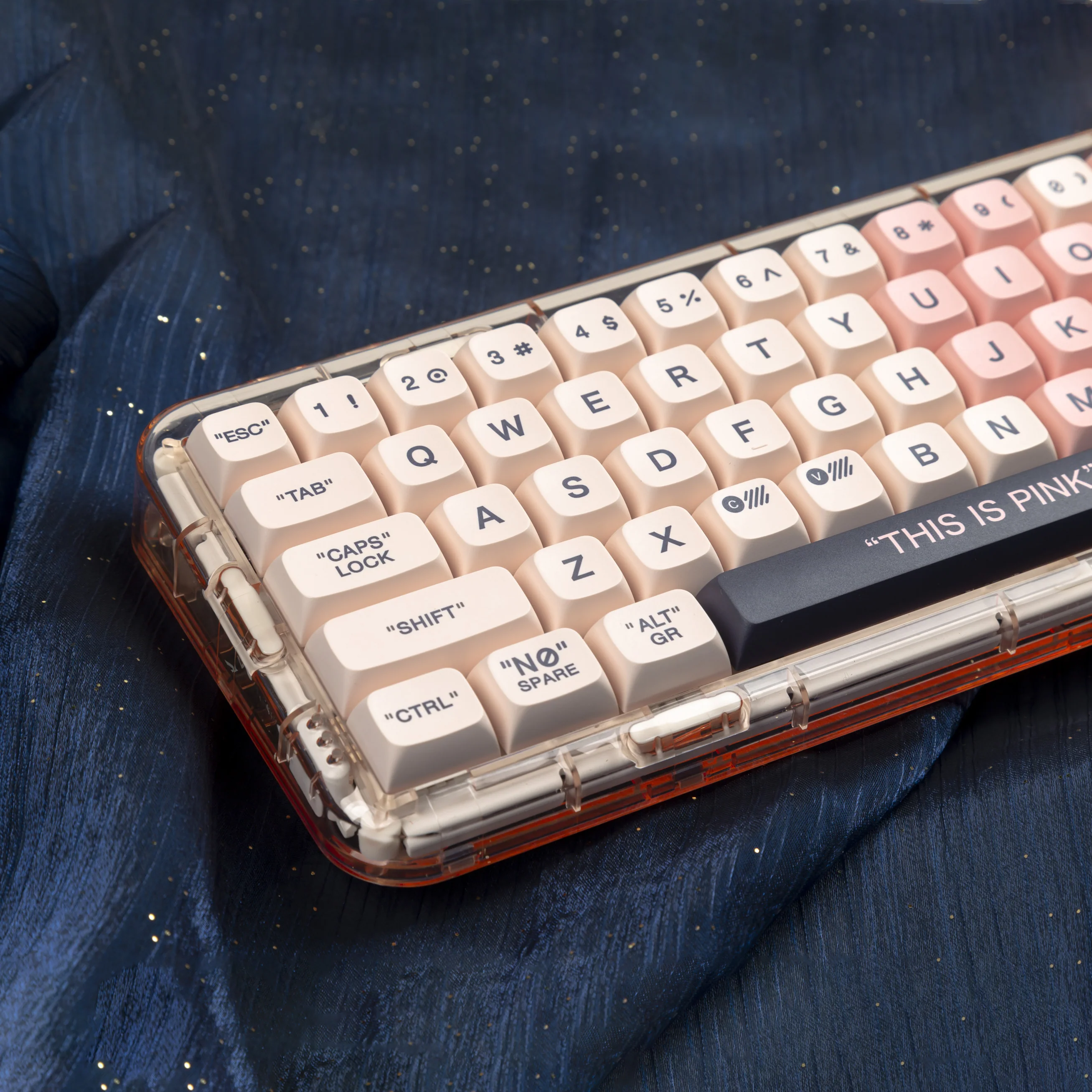 YUNZII Plastic Pink Keycap Set - Image 12