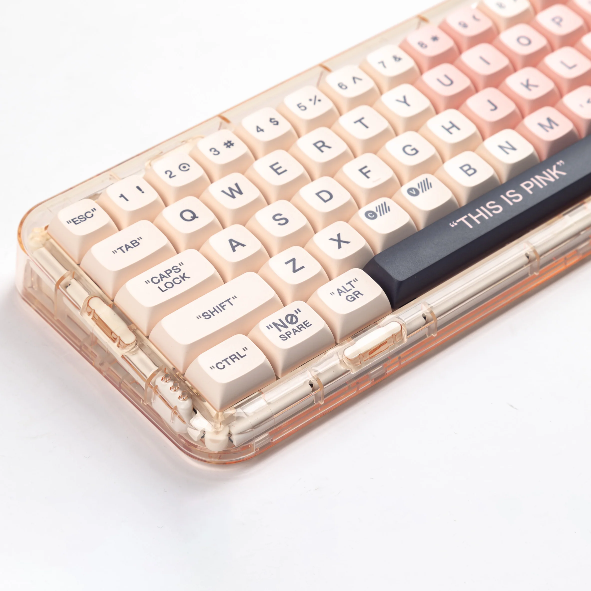 YUNZII Plastic Pink Keycap Set - Image 13