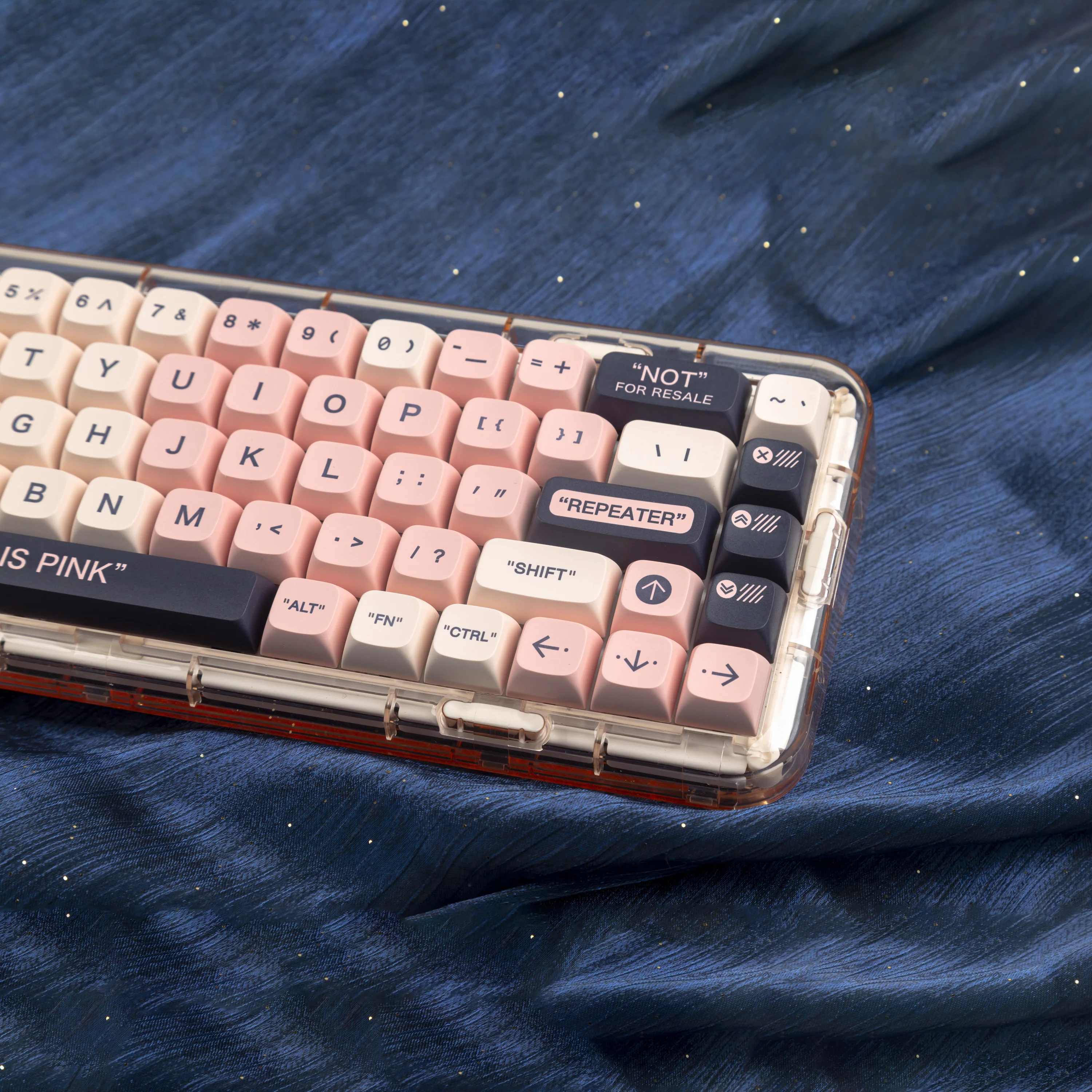 YUNZII Plastic Pink Keycap Set - Image 14