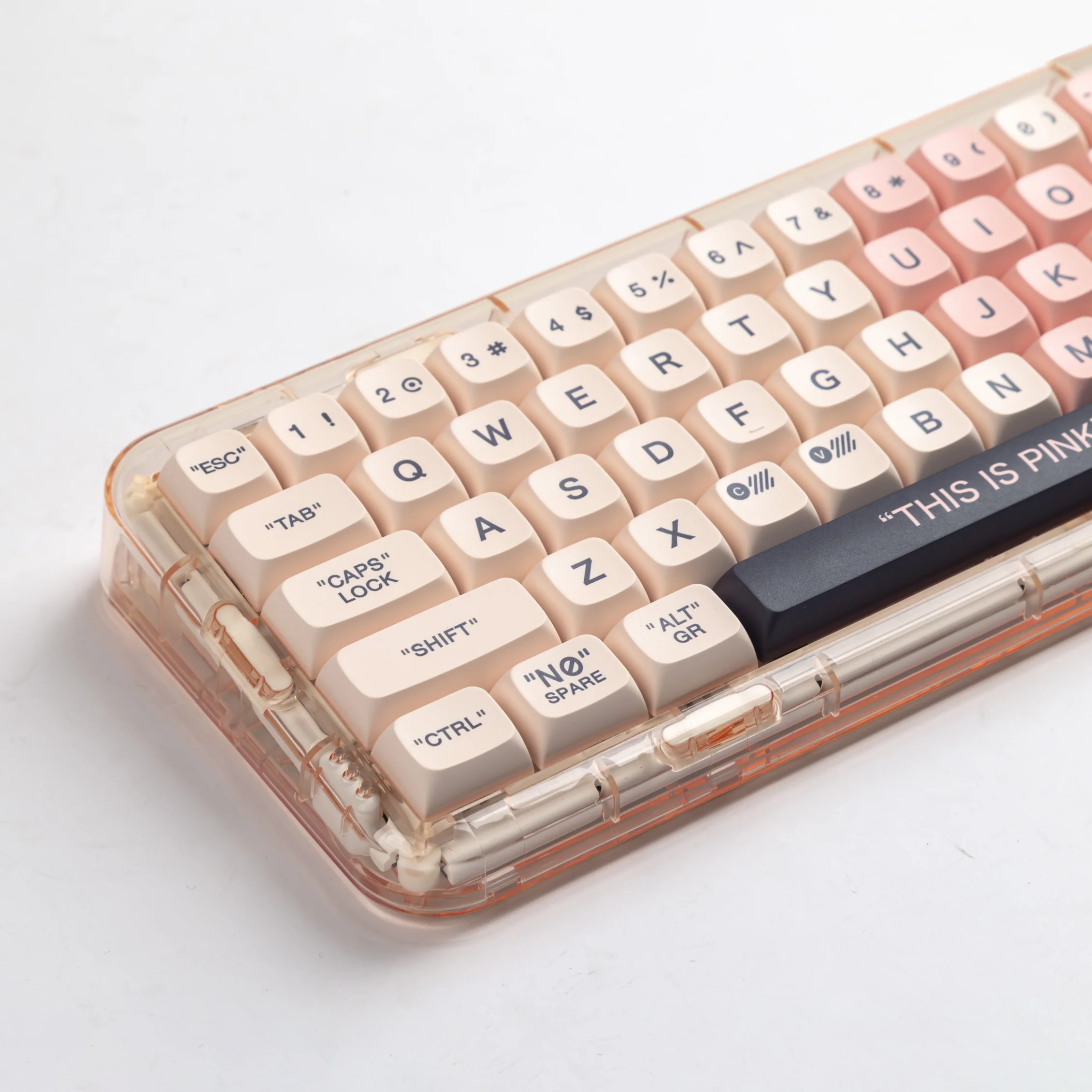 YUNZII Plastic Pink Keycap Set - Image 4