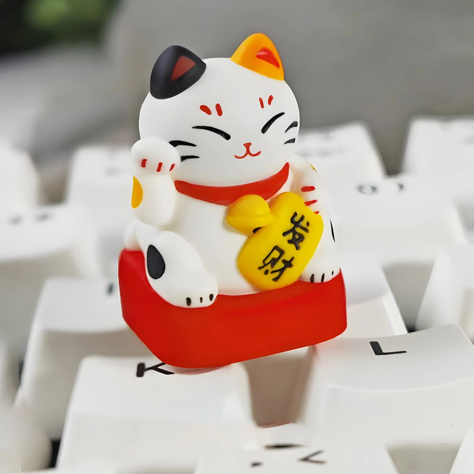 YUNZII Rich Cat Handmade Artisan Keycap - Image 4