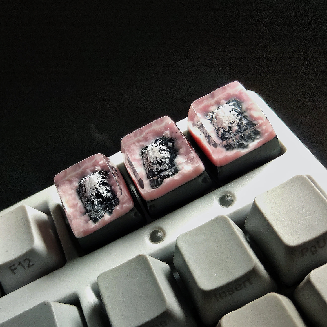 YUNZII Sakura Blossom Snow Mountain Keycaps - Image 5