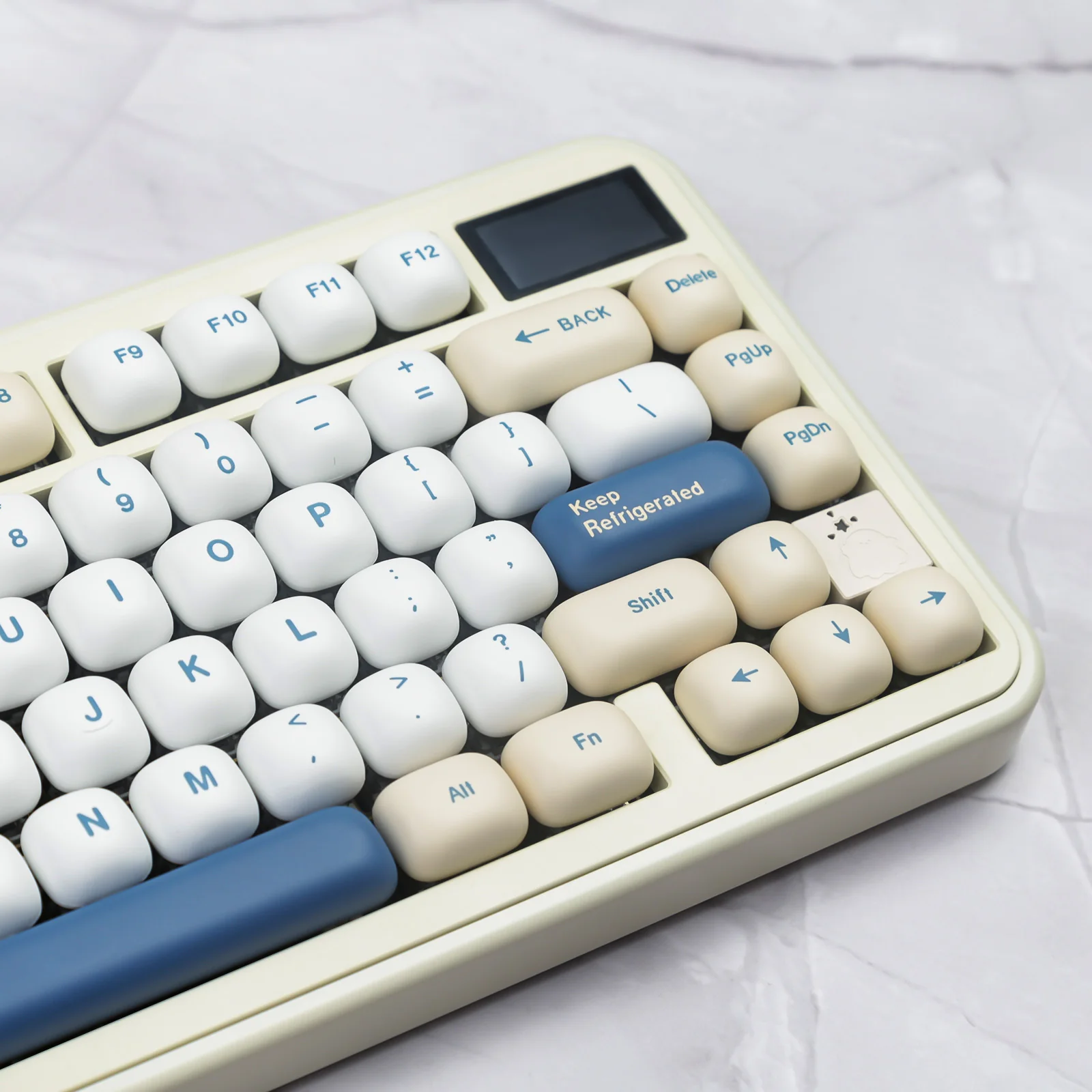 YUNZII Soymilk MOG Profile Keycap Set - Image 3