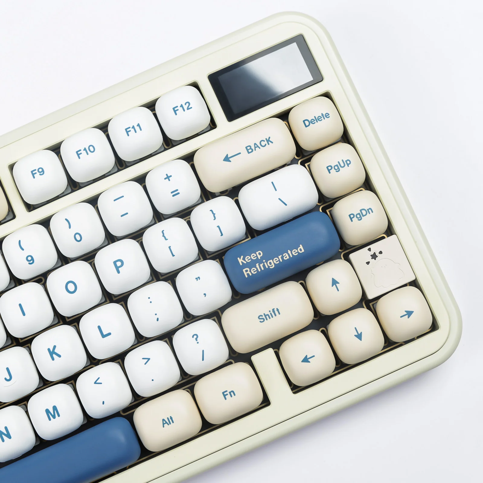 YUNZII Soymilk MOG Profile Keycap Set - Image 6