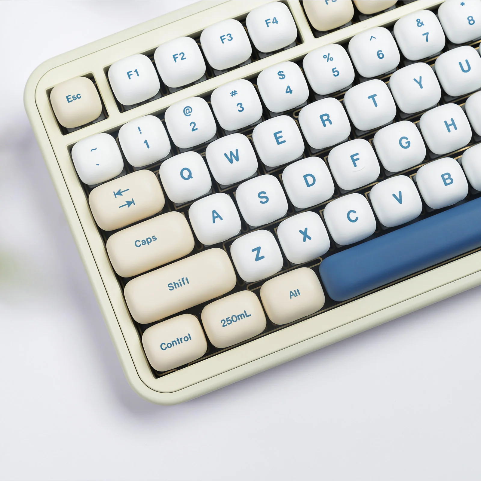 YUNZII Soymilk MOG Profile Keycap Set - Image 7