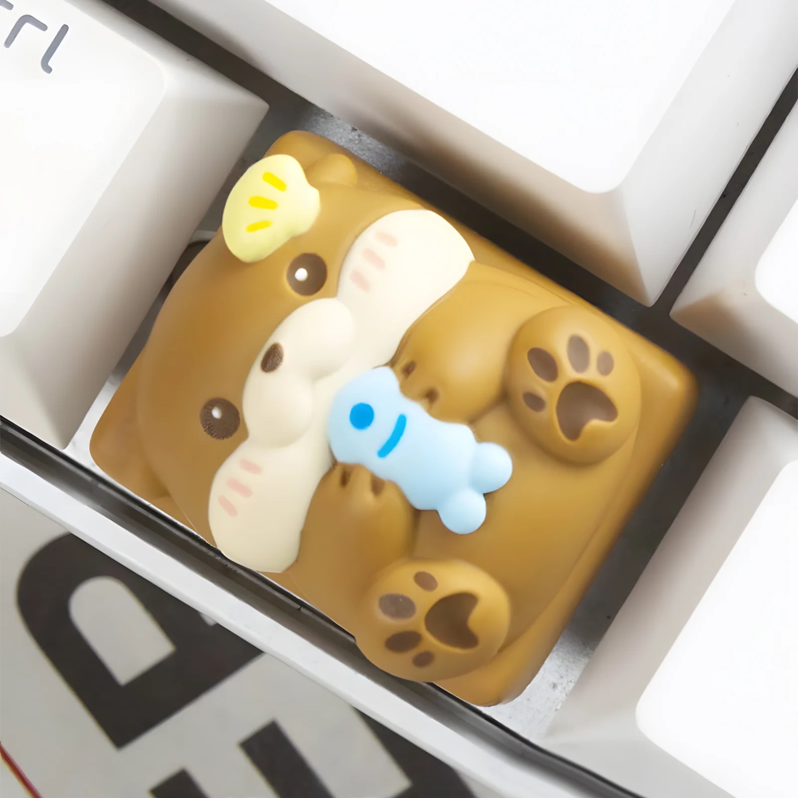 YUNZII The Little Otter Handmade Artisan Keycap - 1.25U - Image 5