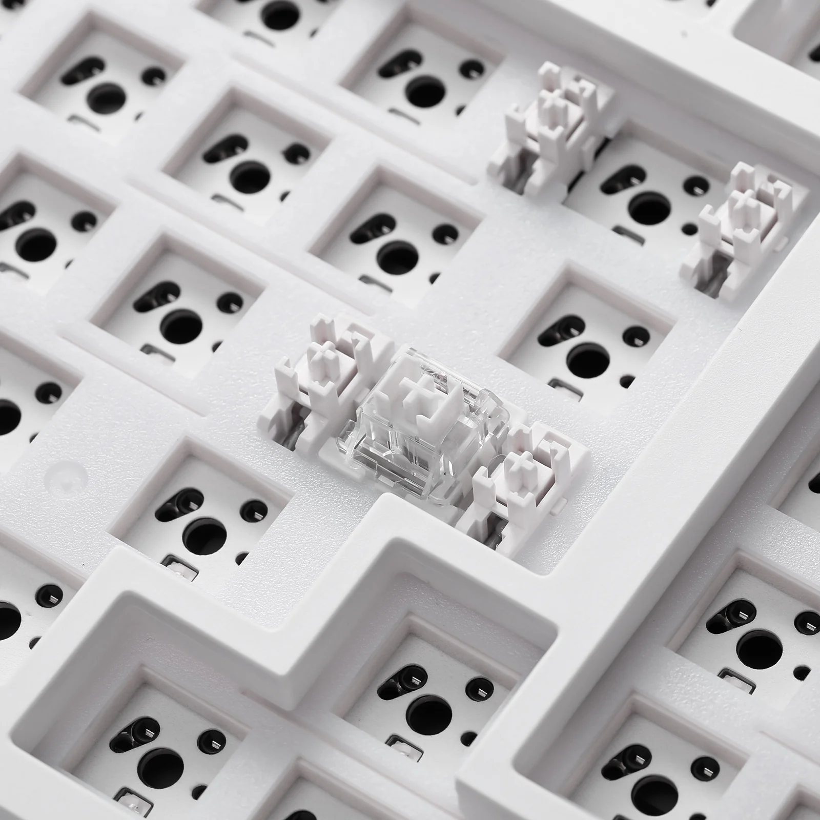 YUNZII YZ98 Barebone Mechanical Keyboard Kit - Image 4